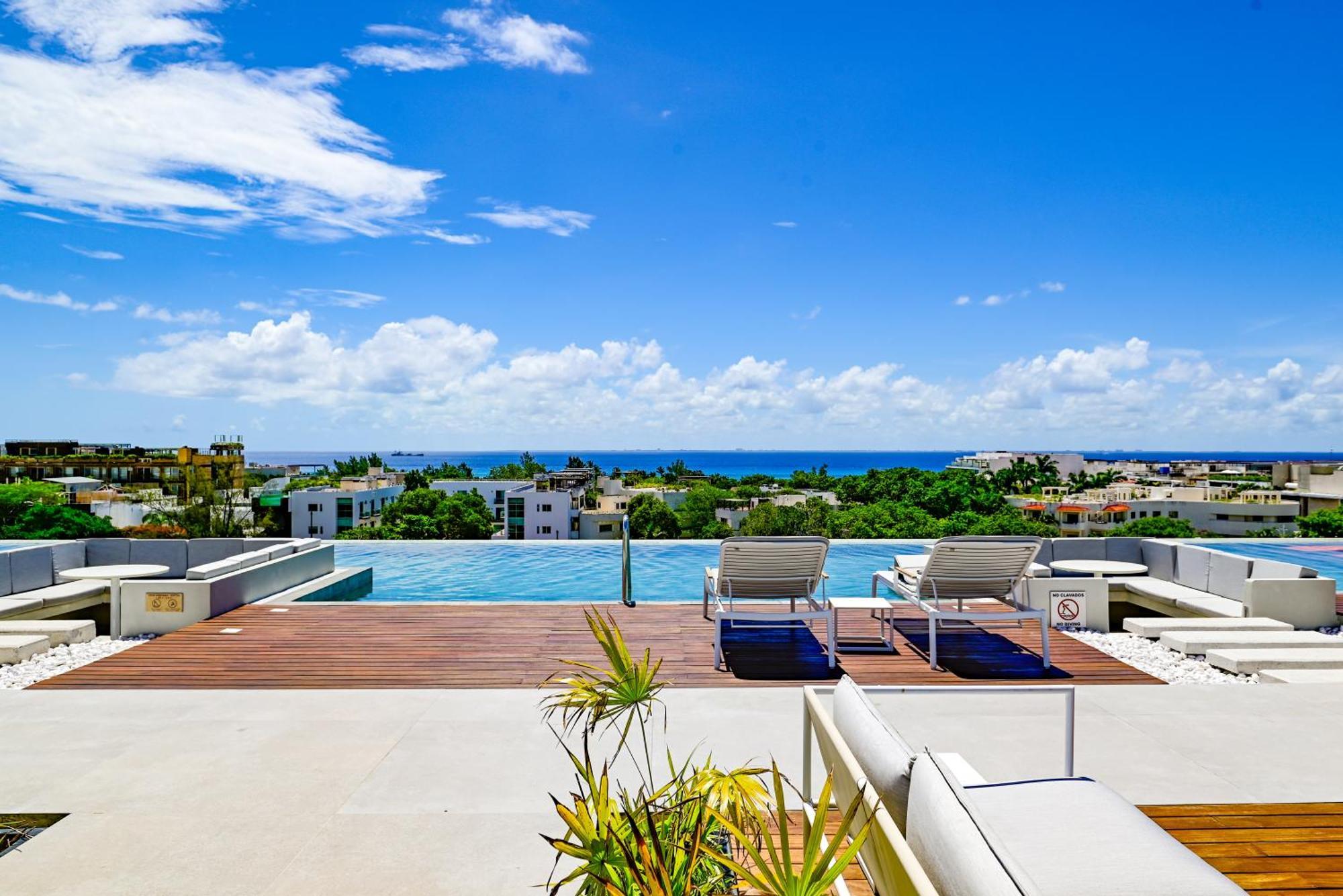 Aloft Playa Del Carmen Hotel Luaran gambar Rooftop pool at the Ritz-Carlton, Dorado Beach, Puerto Rico