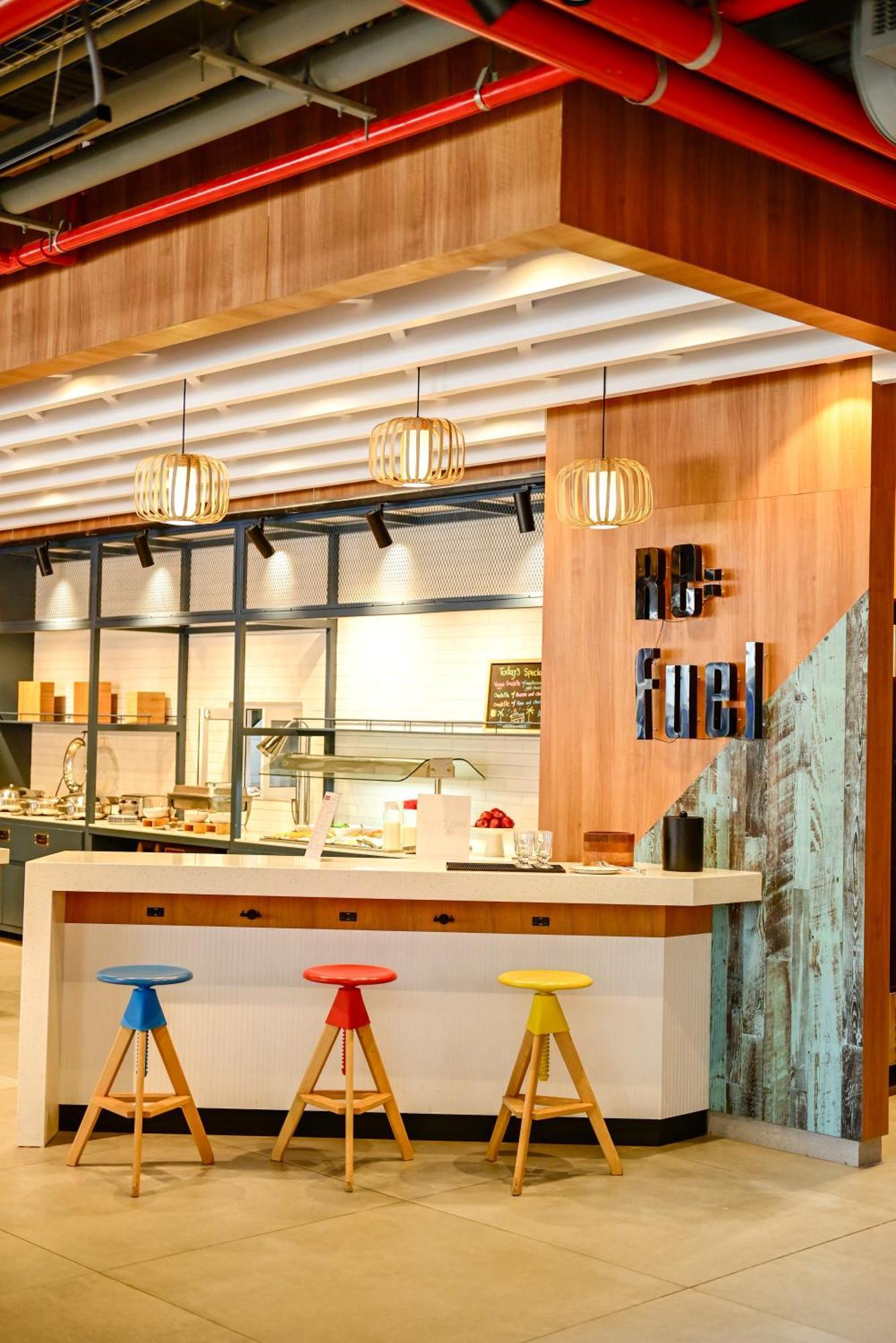 Aloft Playa Del Carmen Hotel Luaran gambar The kitchen at the restaurant